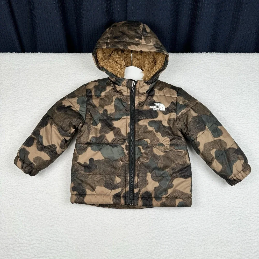 The North Face Reversible Mount Chimbo Camo Jacket - Youth Kids (13.5 x 12)